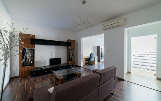 Maisonette sur un niveau à Swatar