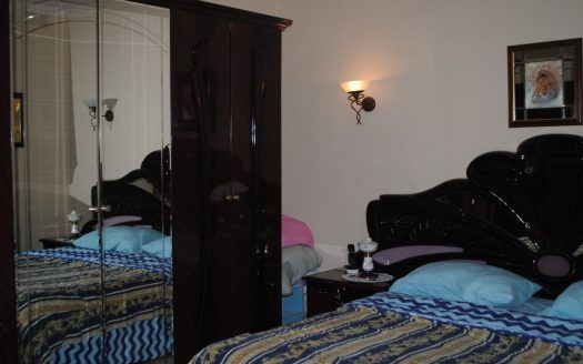 Maisonette sur un niveau à Fgura