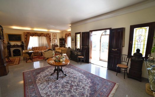 Maison de plain pied à Ta`L-ibrag