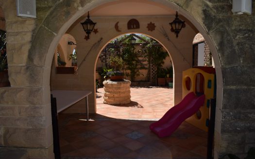 Villa mitoyenne à Madliena