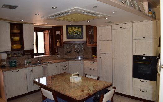 Villa mitoyenne à Madliena
