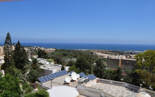 Villa mitoyenne à Madliena