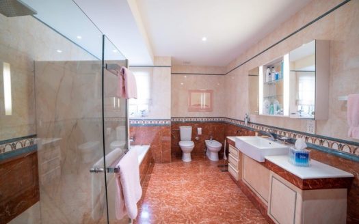 Appartement avec terrasse à Rabat