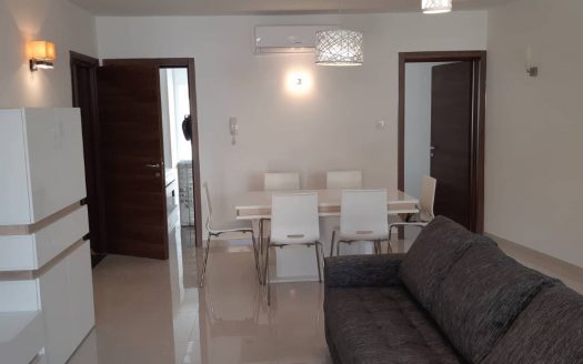 Maisonette sur un niveau à Swieqi