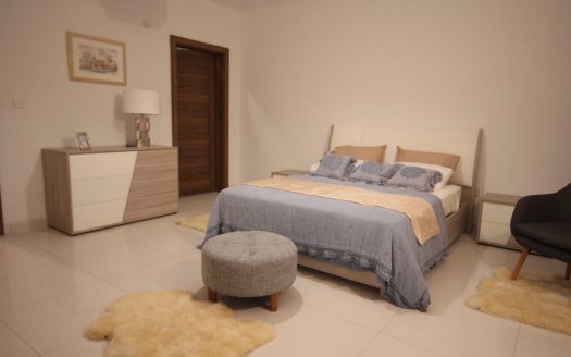 Appartement à Manikata