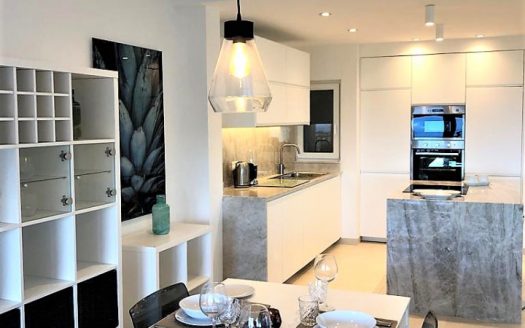 Maisonette en duplex à Madliena
