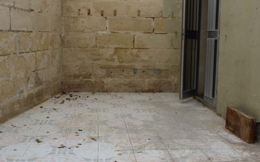 Maisonette sur un niveau à Fgura