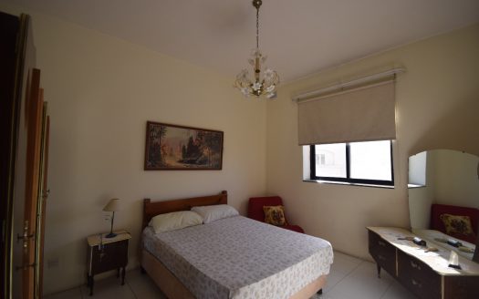 Maisonette sur un niveau à Zabbar